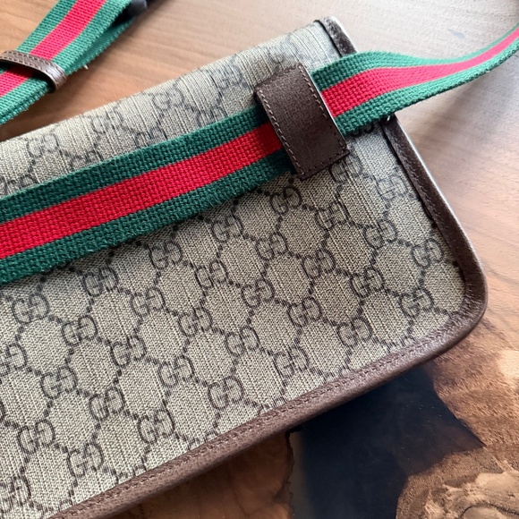 Gucci crossbody - Picture 5 of 11